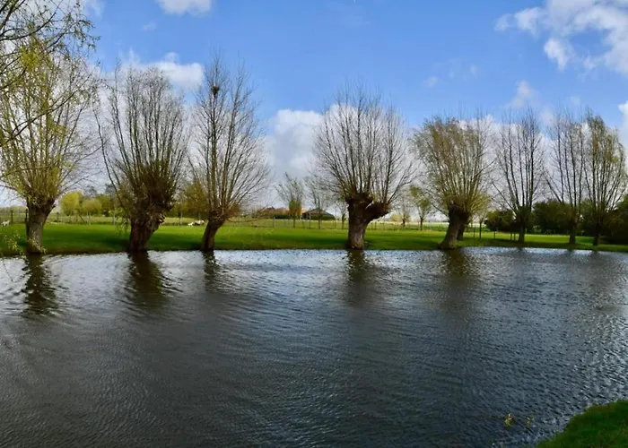 Oceanfront Haven Apartment *